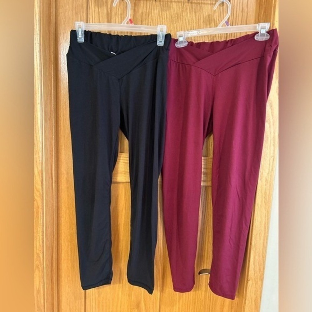 Bundle of Two Soft Under Belly Maternity Leggings Maroon Black Womens Size Large